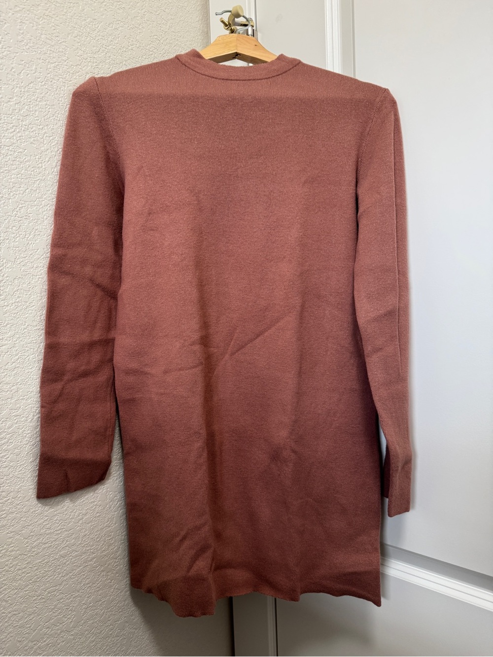 Forever 21 Dusty Rose Long Sleeve Sweater